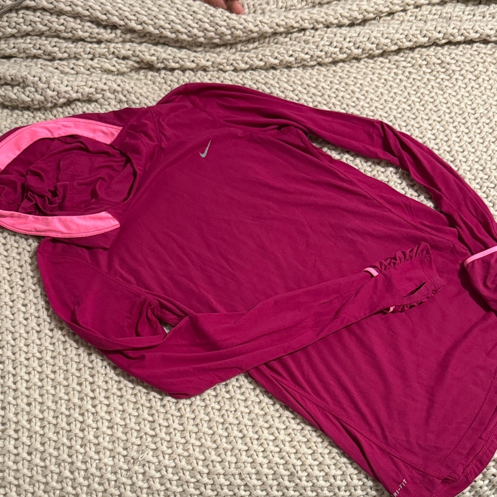 Nike Women's Fuchsia and Light Pink Hoodie